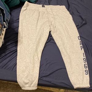 GAP sweatpants